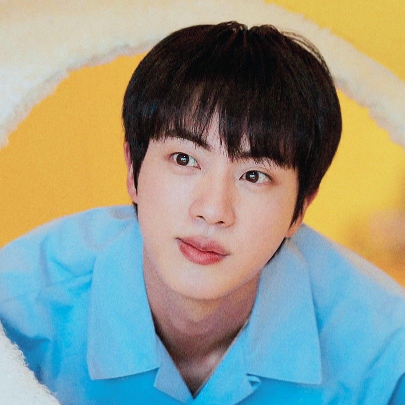 Jin (防弹少年团)的最新照片