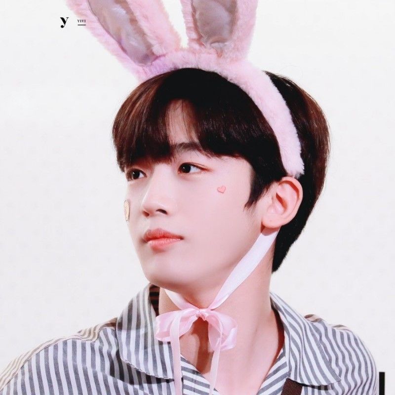 Behind-the-scenes cut of Kim Yohan (WEi)
