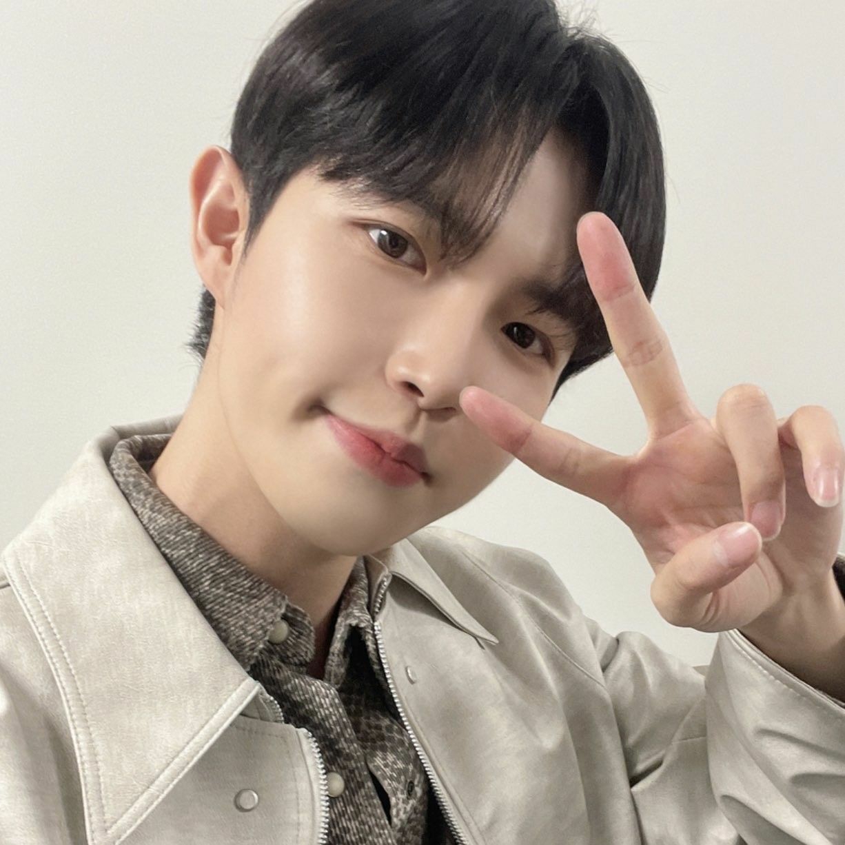 Recent activity shot of Kim Jaehwan