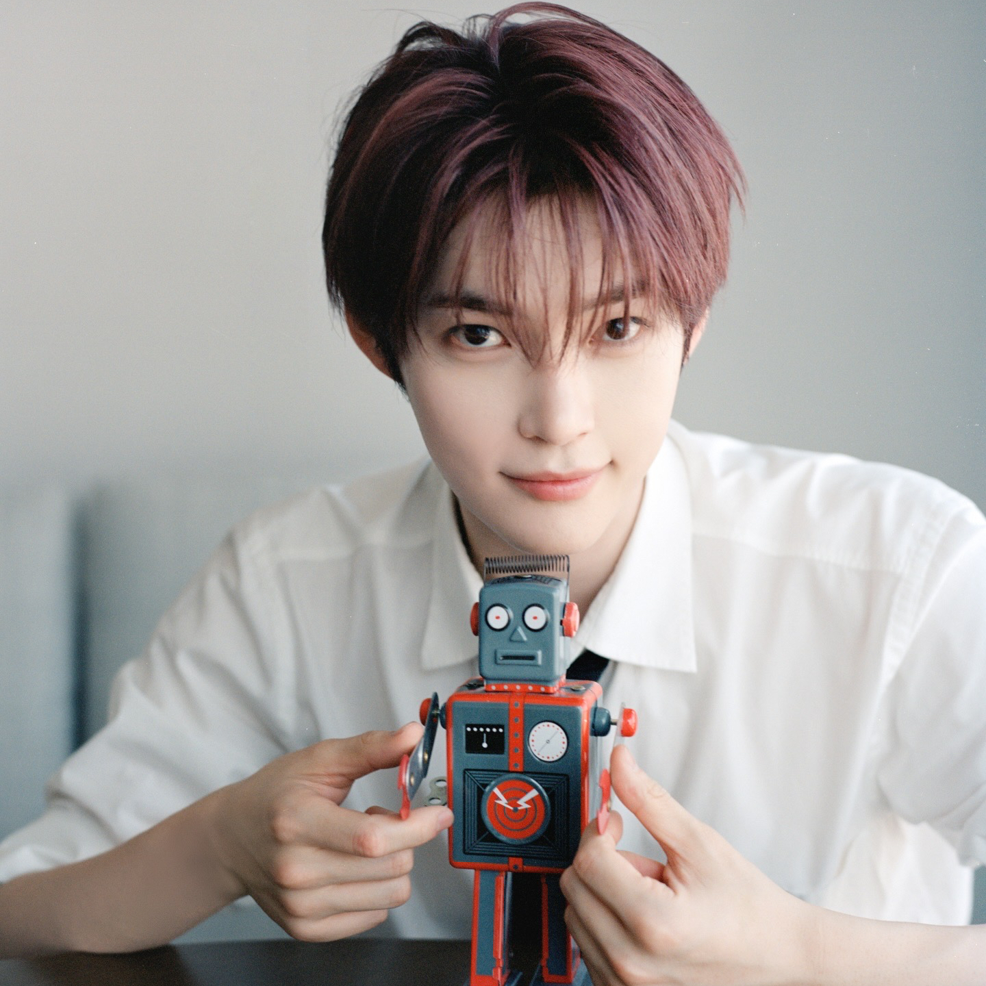 Foto aktivitas terbaru Sung Hanbin (ZEROBASEONE)