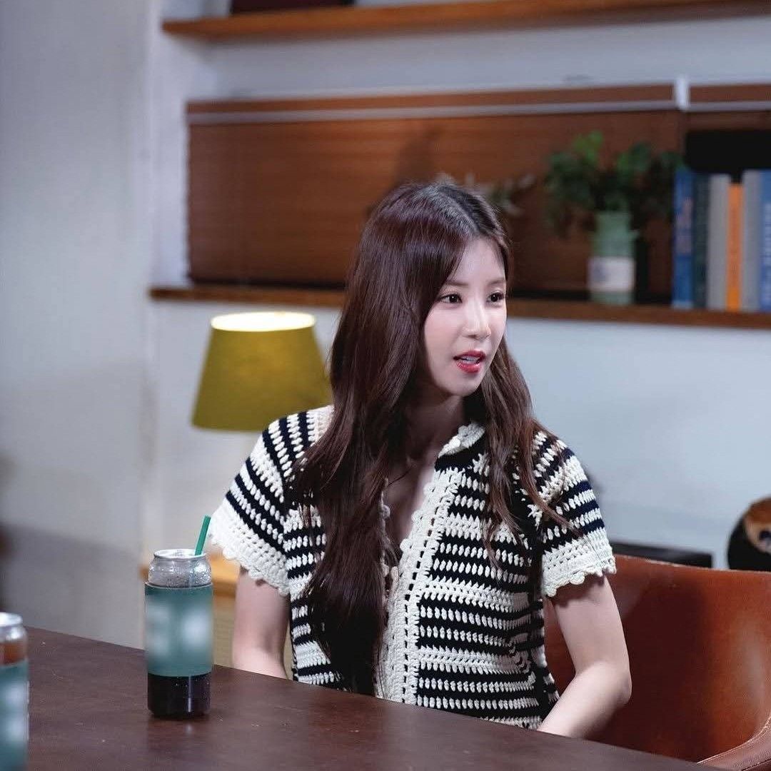 Latest photo of Park Chorong (Apink)