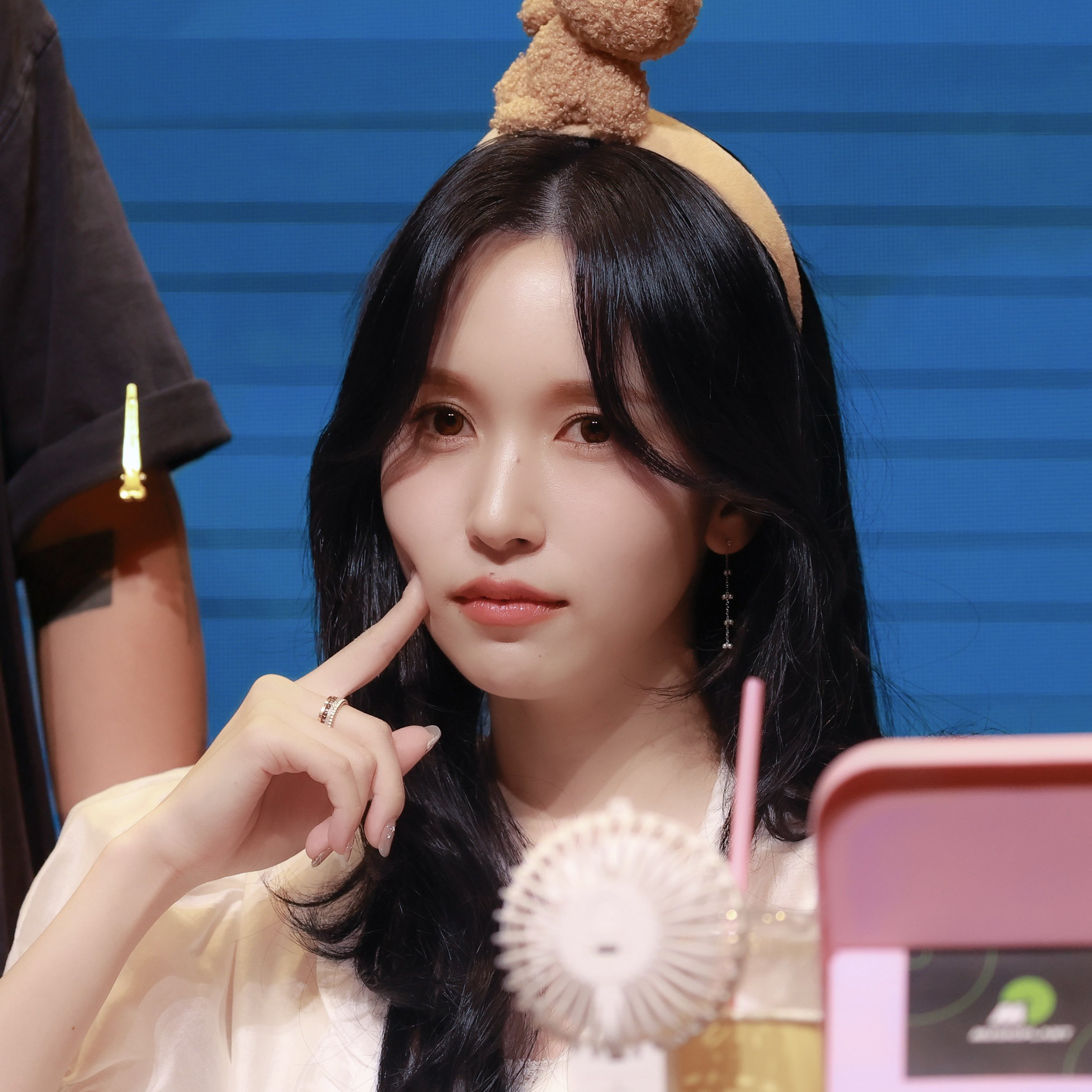 Mina (TWICE)的最新照片