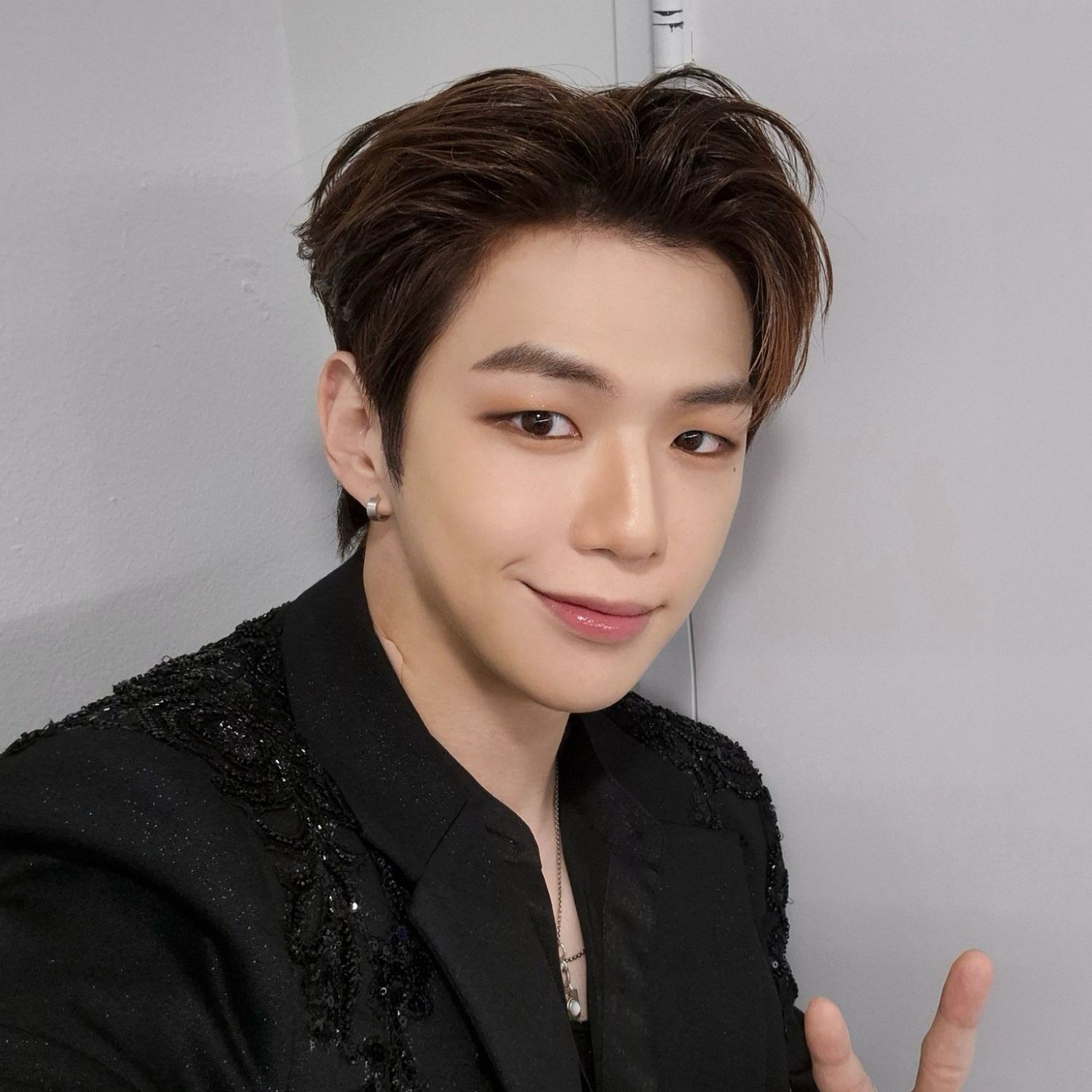 Behind-the-scenes cut of Kang Daniel