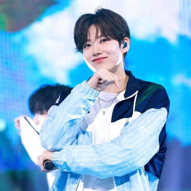 A moment captured by TREASURE's fan