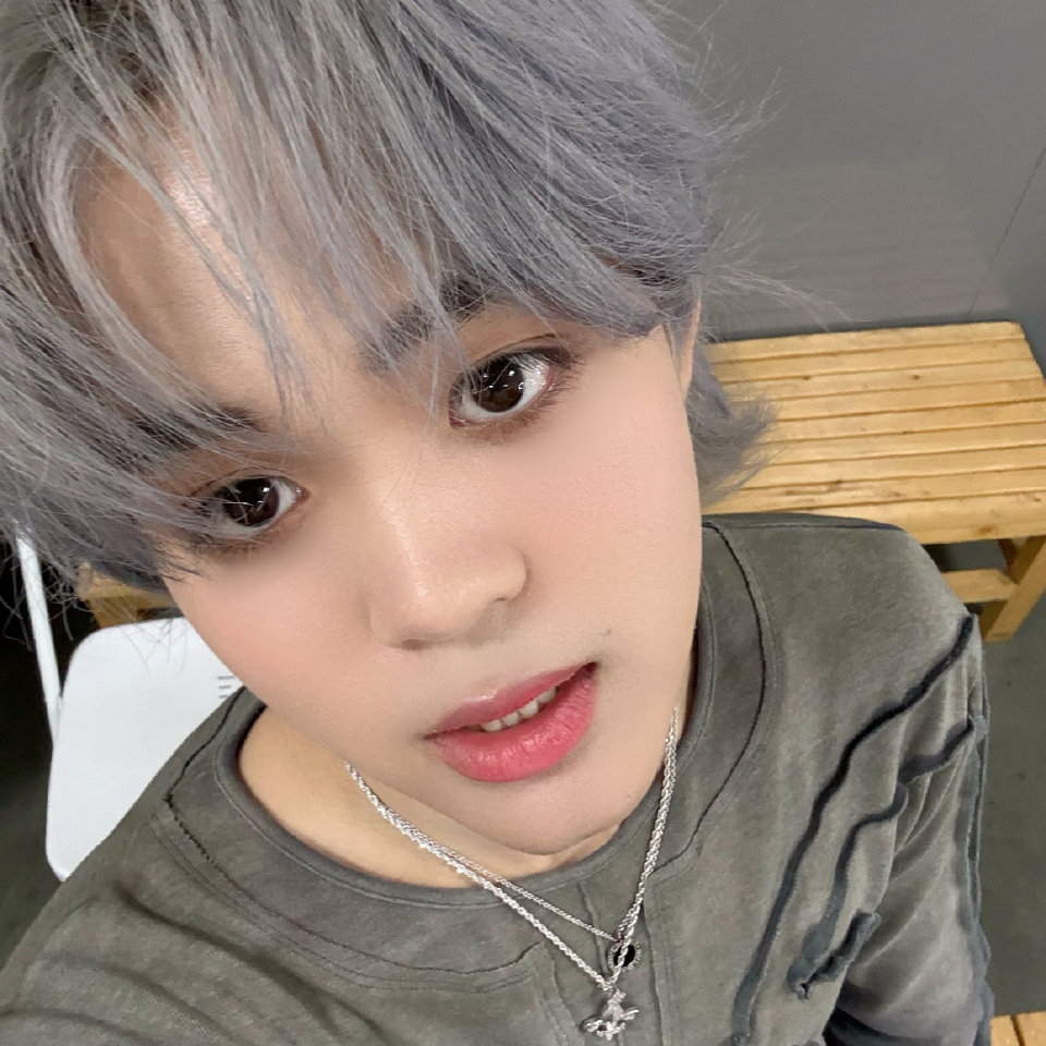 Behind-the-scenes cut of THI-O (NexT1DE)