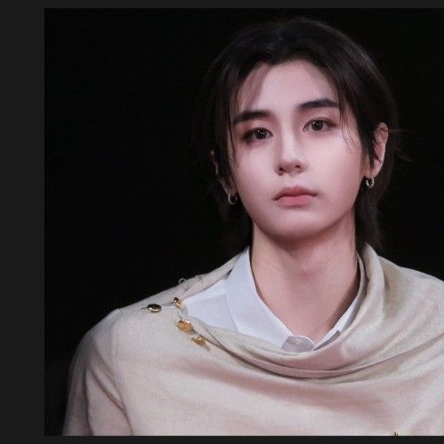 Recent activity shot of Leehan (BOYNEXTDOOR)