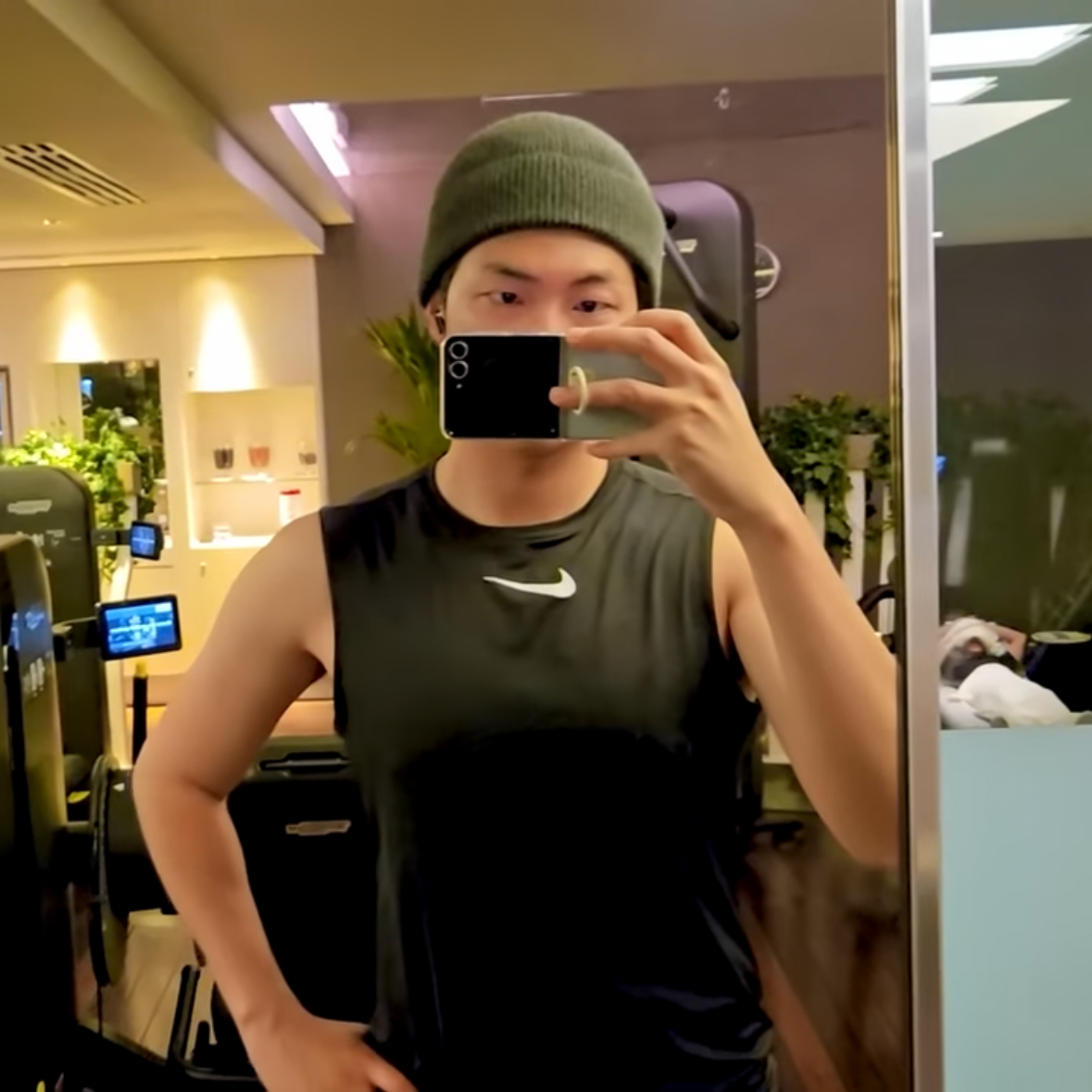 Behind-the-scenes cut of RM (BTS)