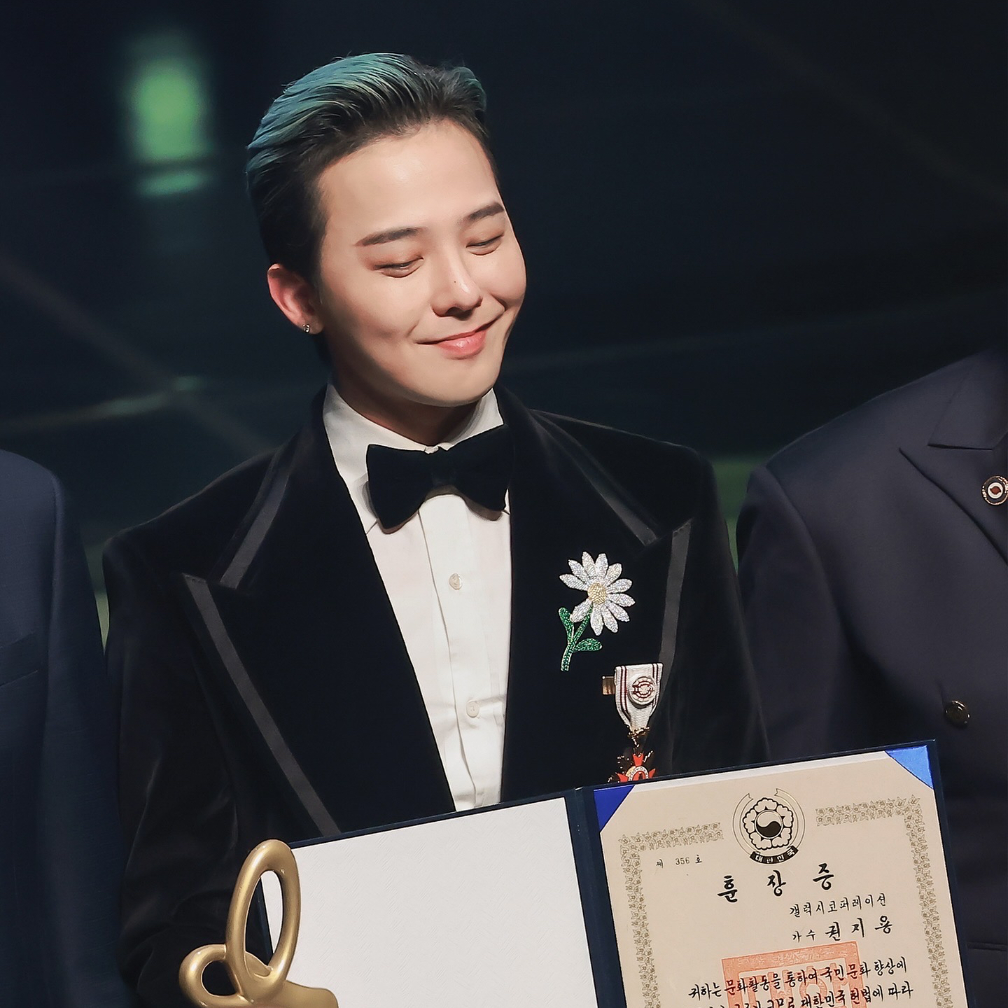 Recent activity shot of G-DRAGON (BIGBANG)