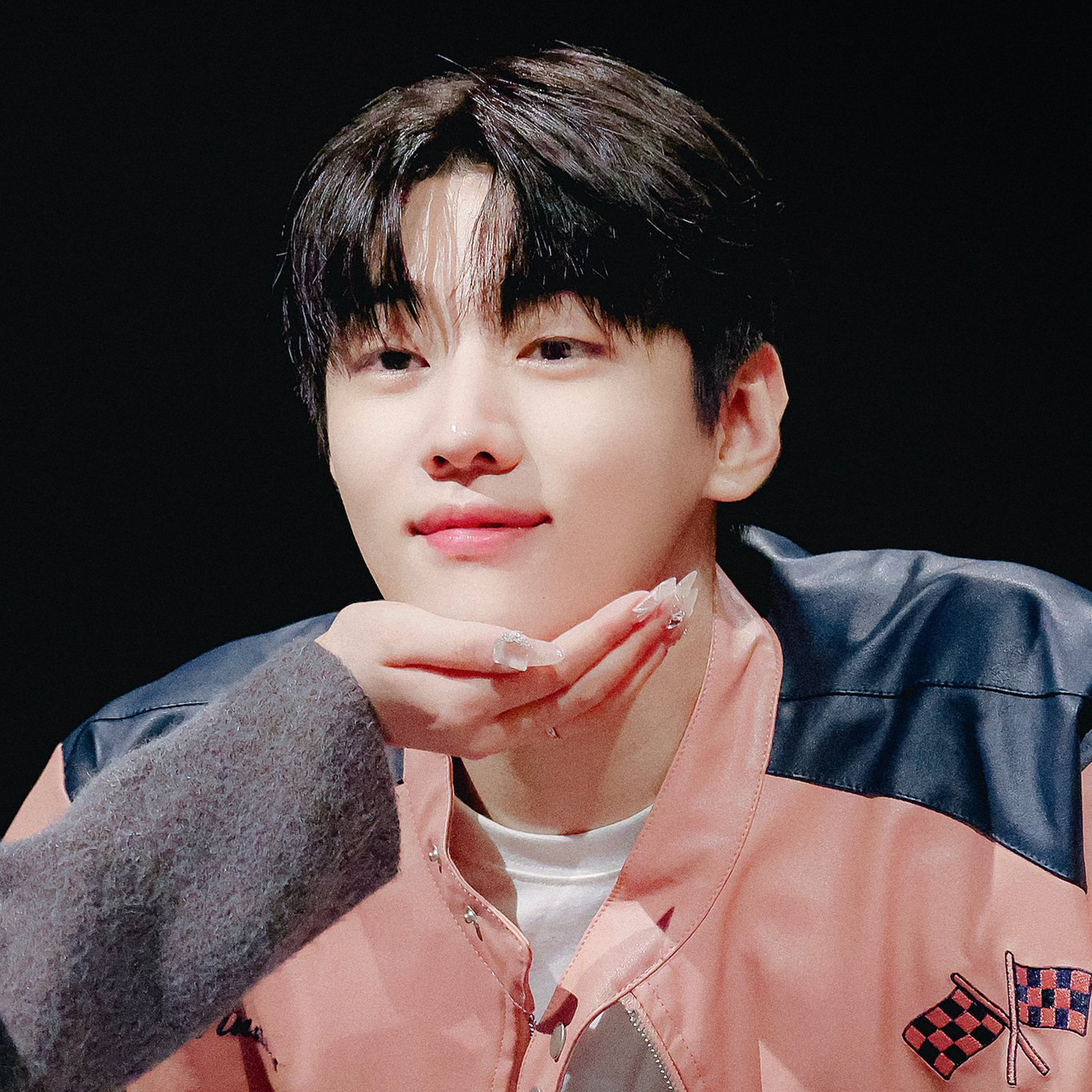 재찬 (DKZ) 최근 활동샷