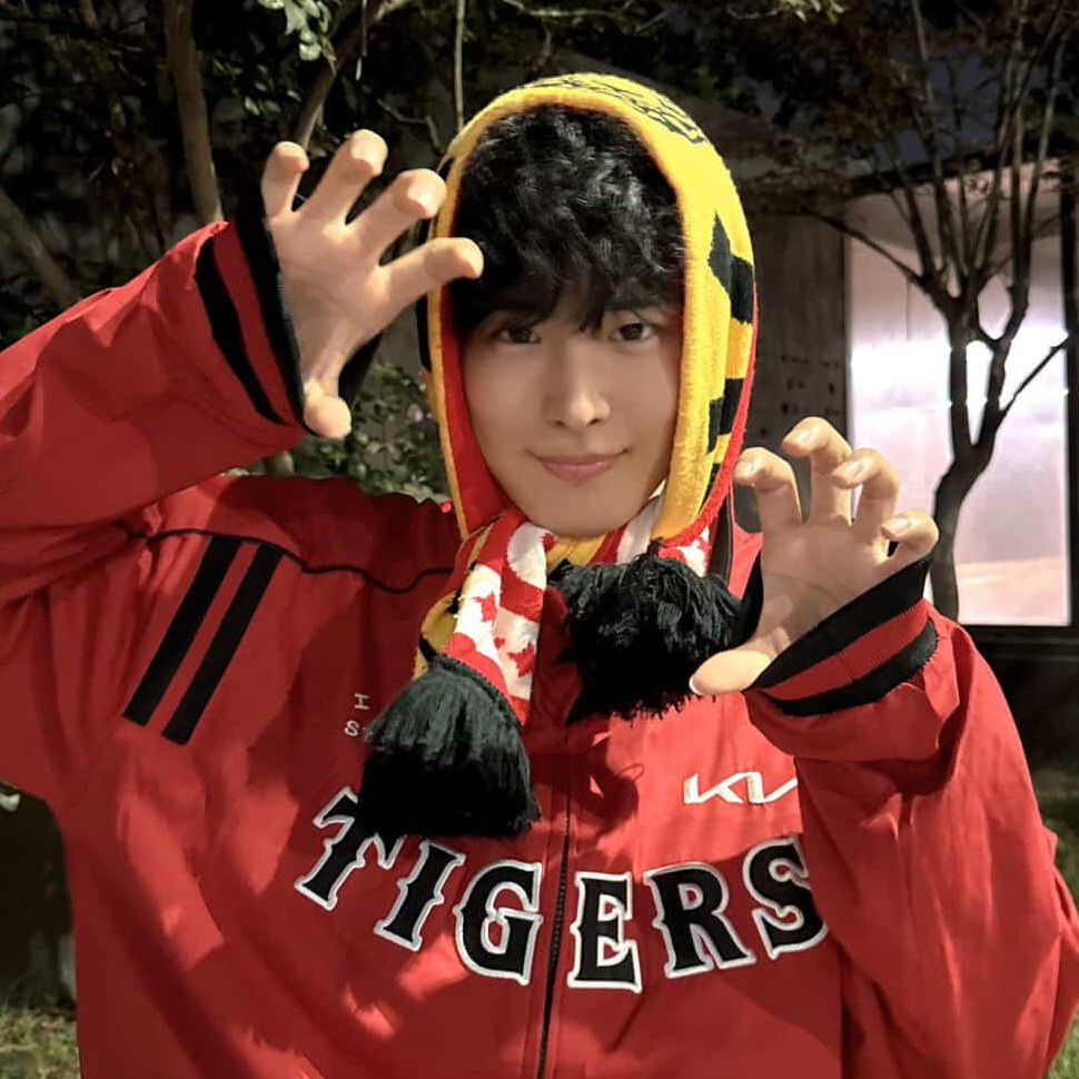 Recent activity shot of Choi Byungchan