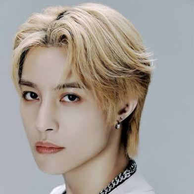 Behind-the-scenes cut of YANGYANG (WayV)
