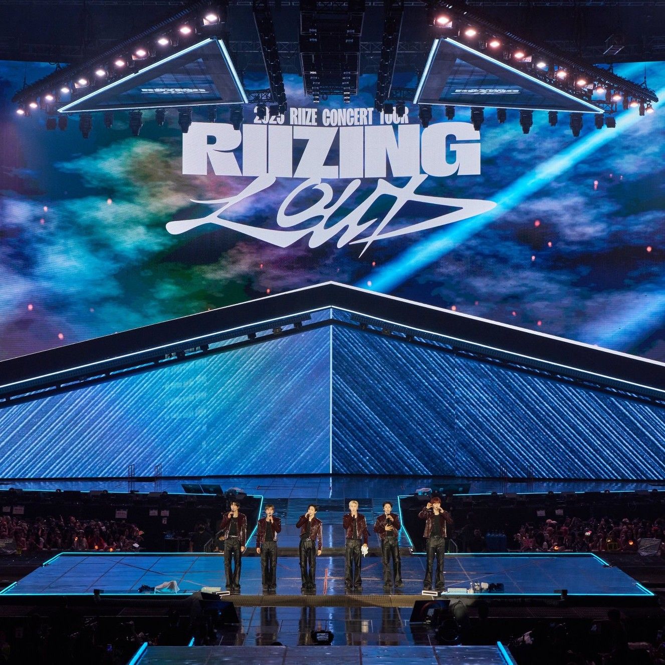 Behind-the-scenes cut of RIIZE