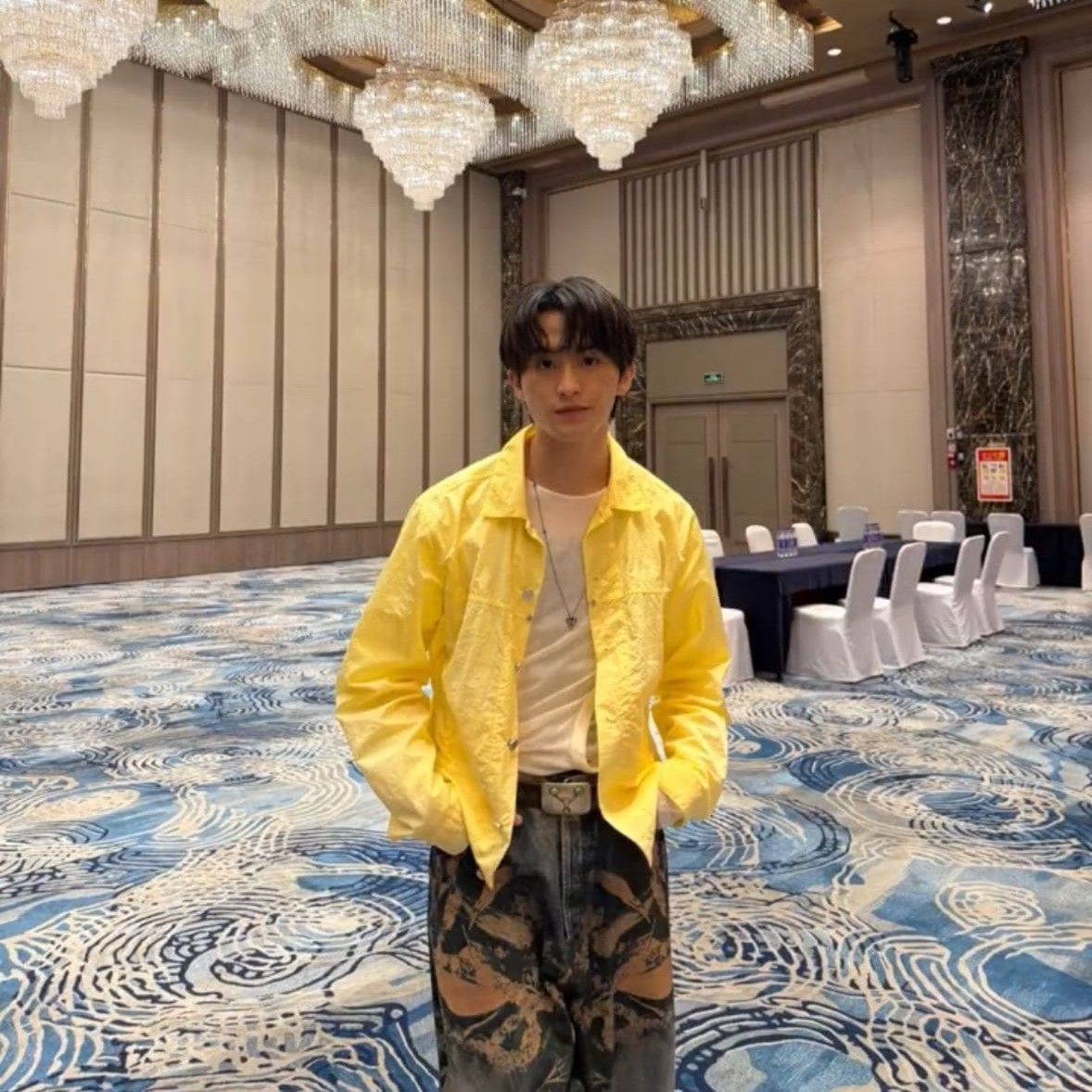 A moment captured by Mark (NCT 127, NCT DREAM)'s fan
