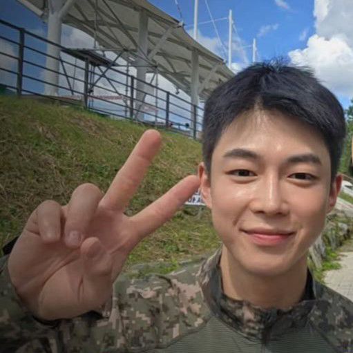 A moment captured by Dawon (SF9)'s fan