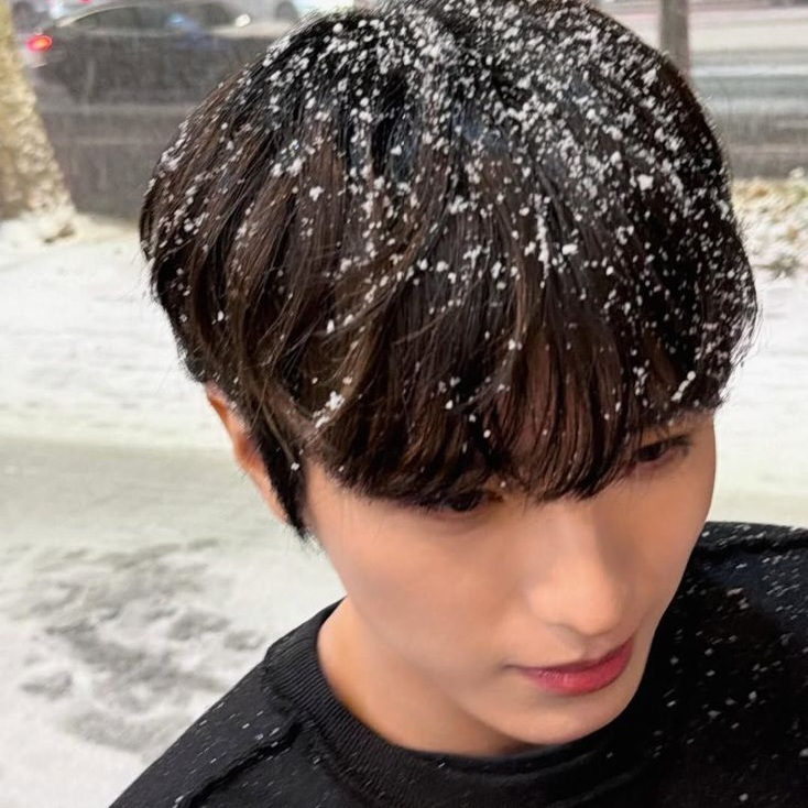 Latest photo of Yonghee (CIX)