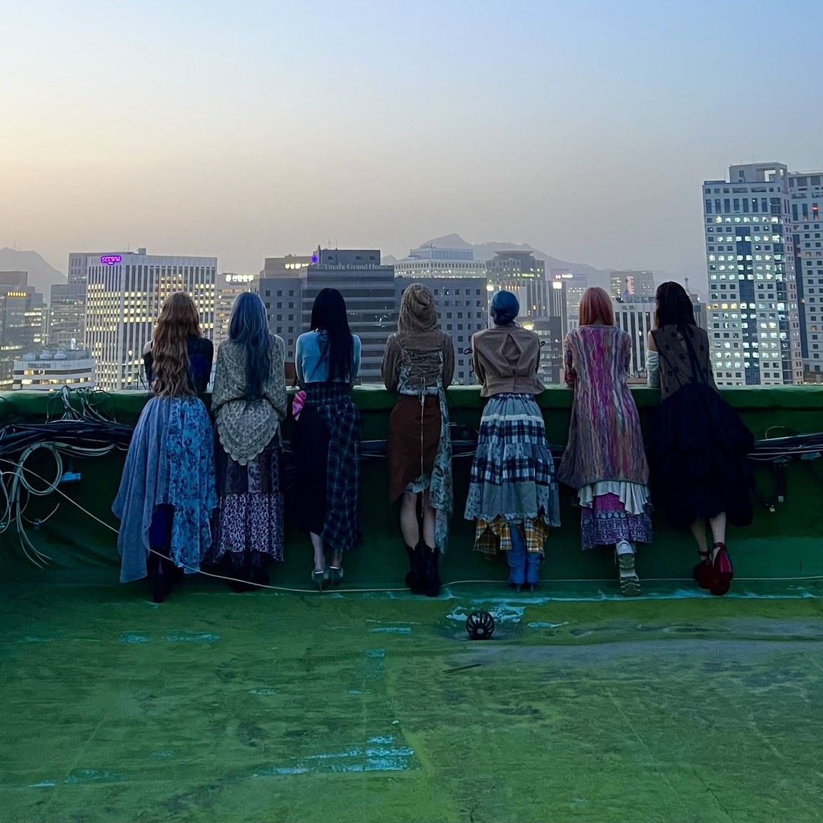 Behind-the-scenes cut of DREAMCATCHER