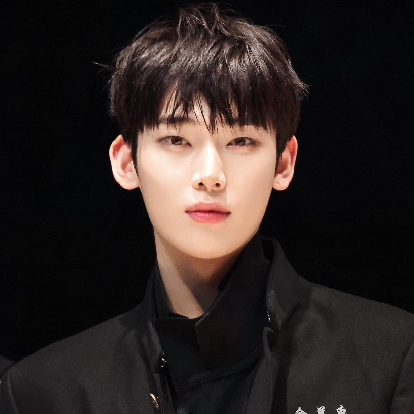 선우 (ENHYPEN)의 비하인드 컷