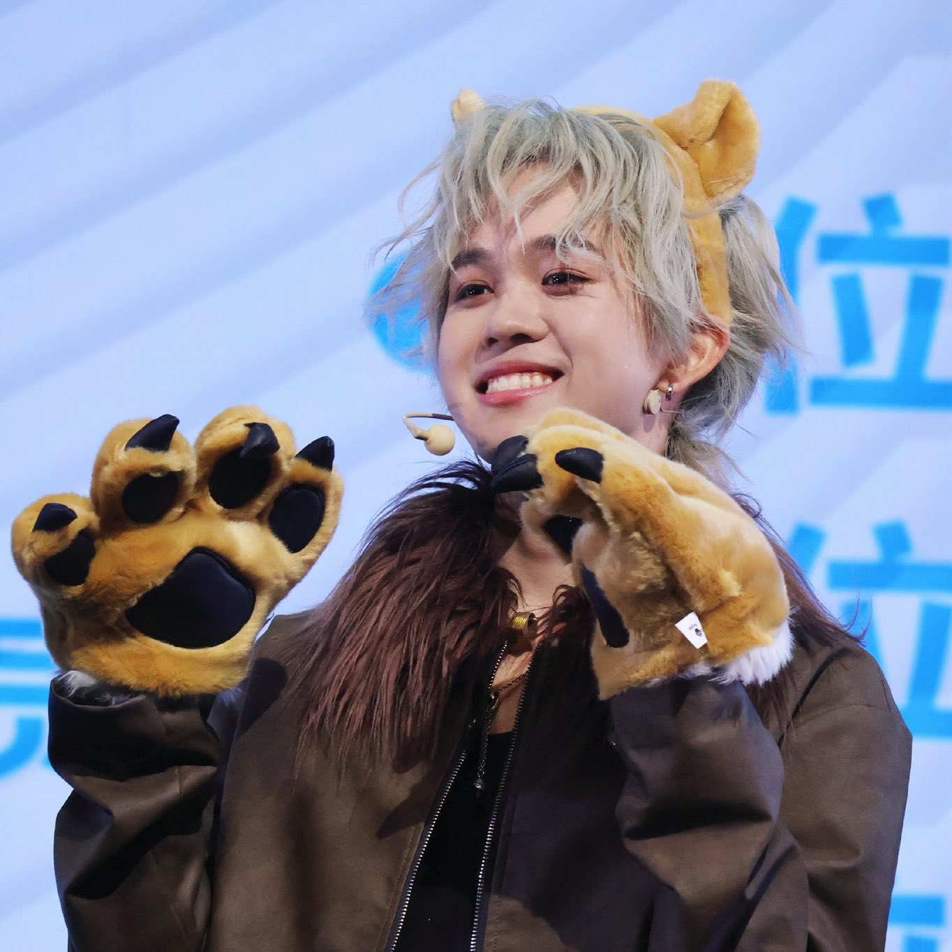 Recent activity shot of THI-O (NexT1DE)