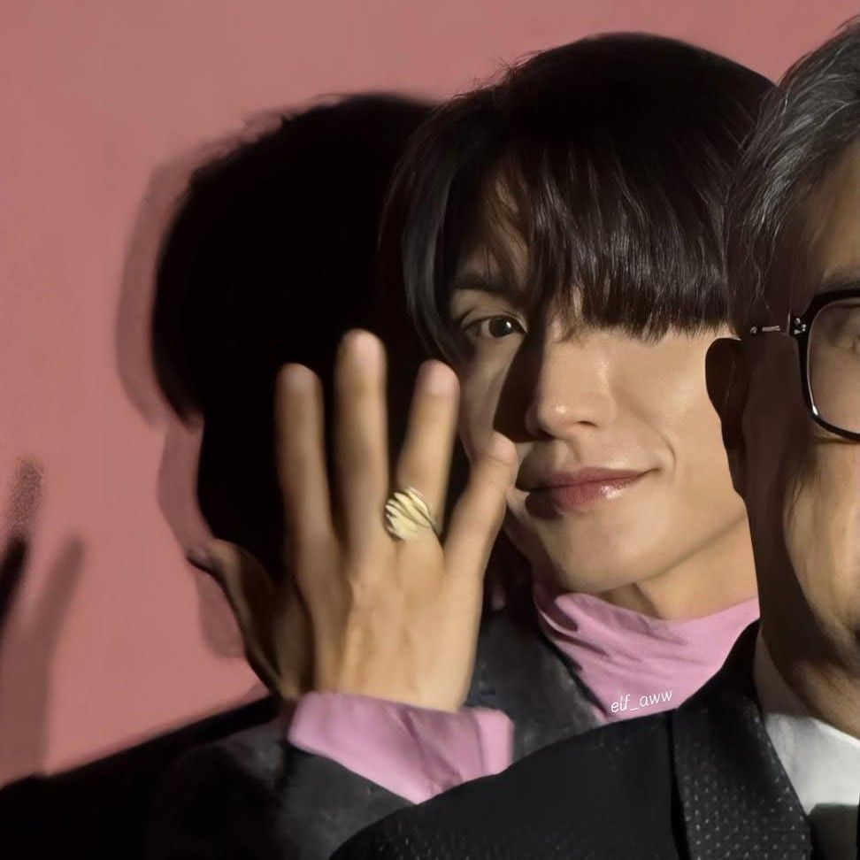 Latest photo of Leeteuk (Super Junior)