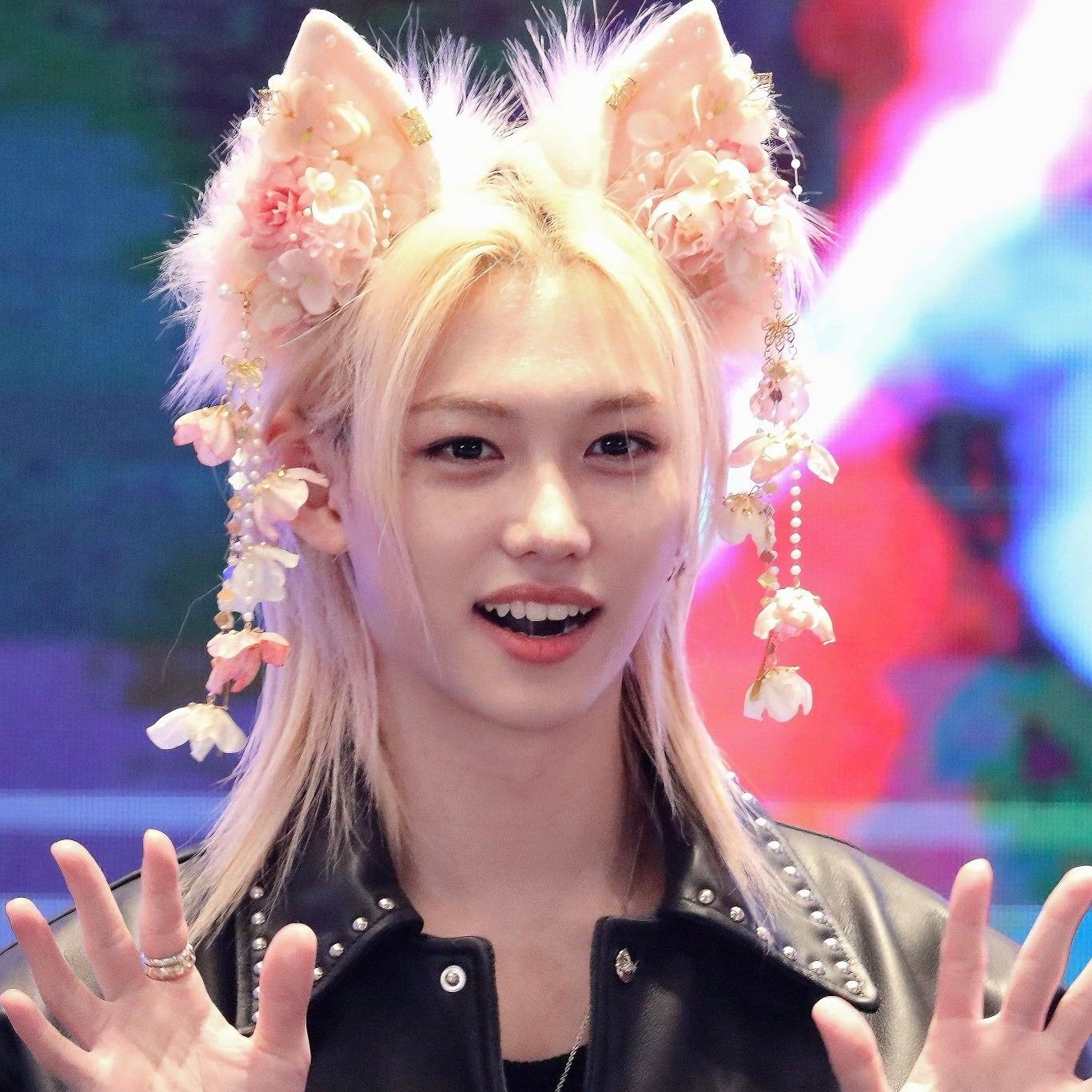 Recent activity shot of Felix (Stray Kids)