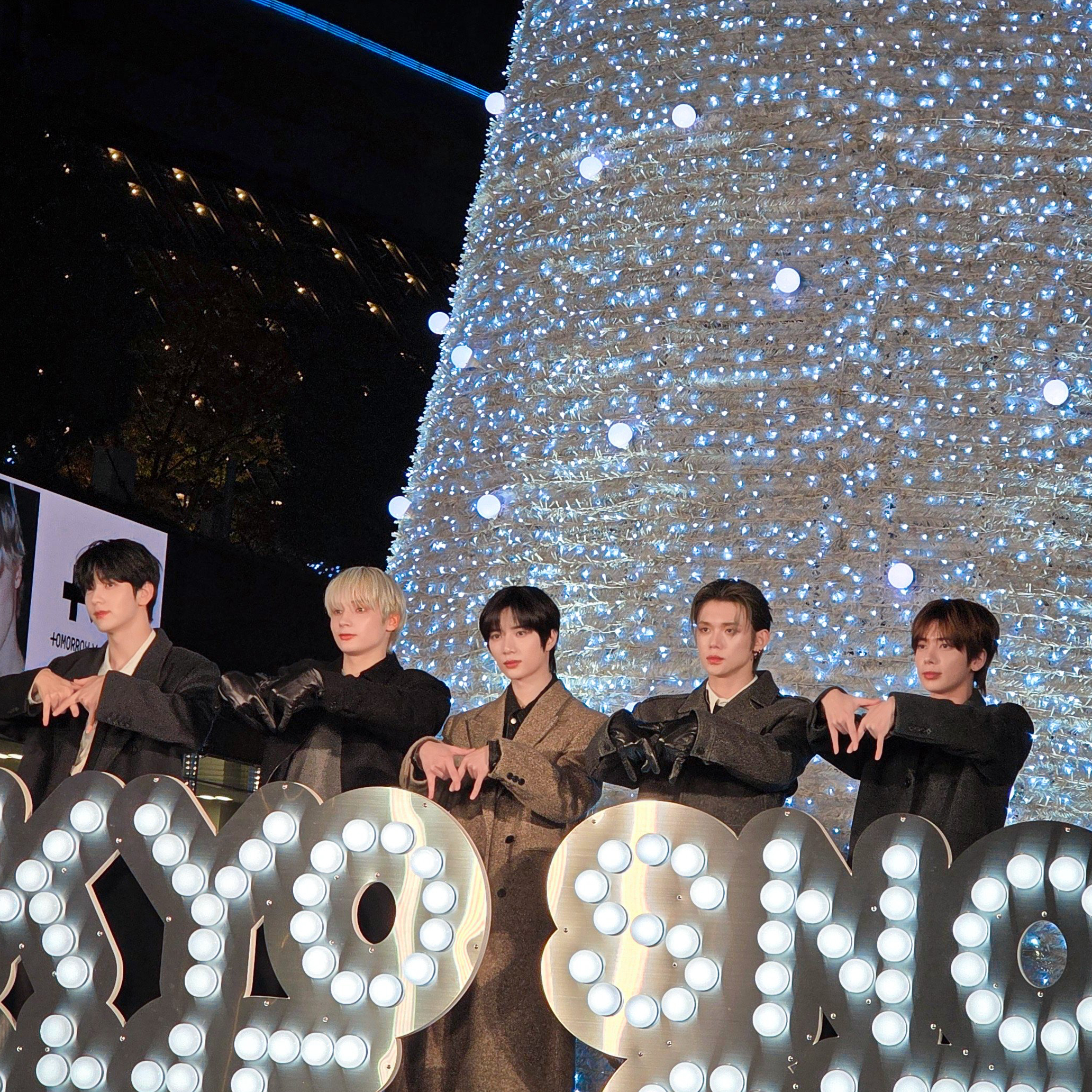 A moment captured by TOMORROW X TOGETHER's fan