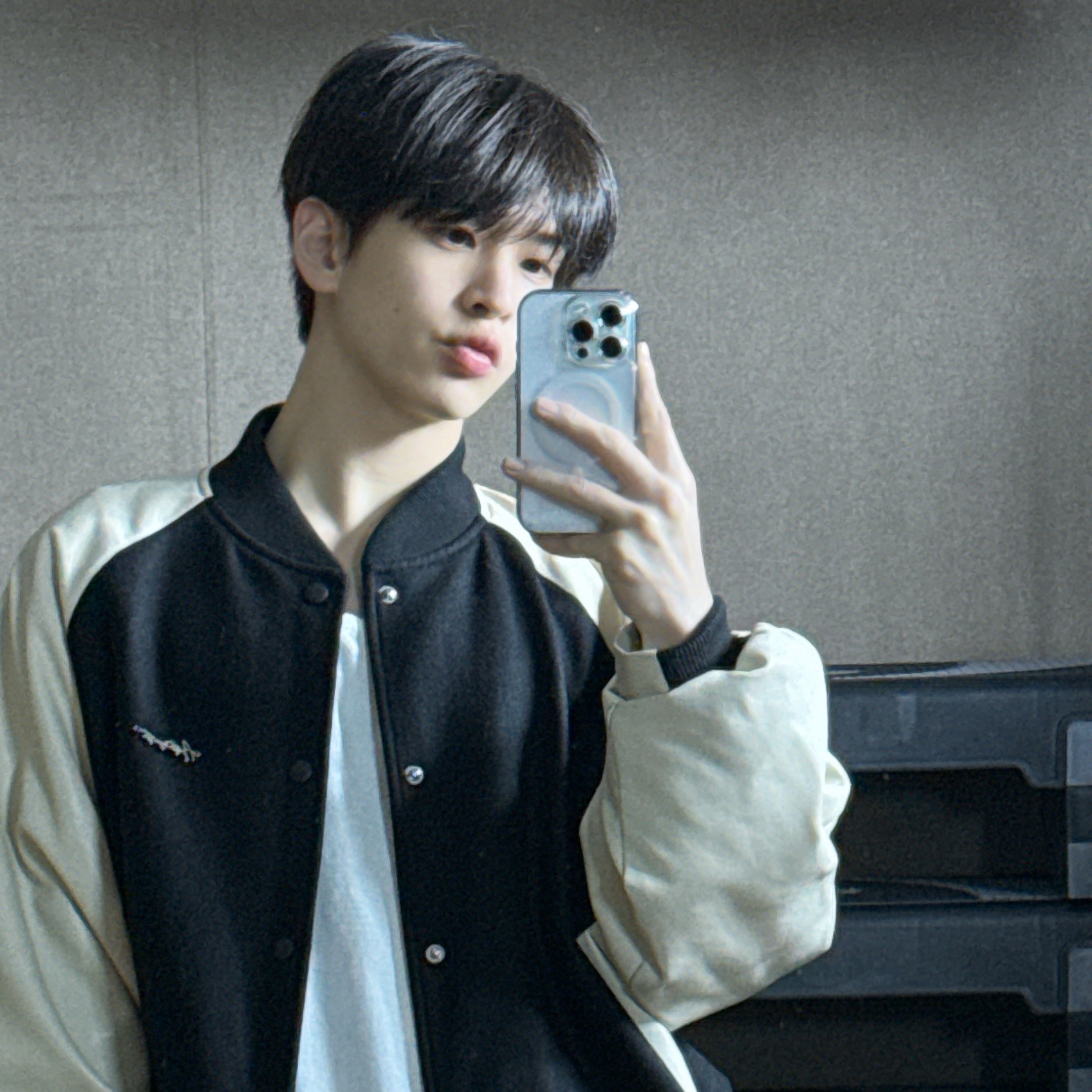 Latest photo of Allen (CRAVITY)