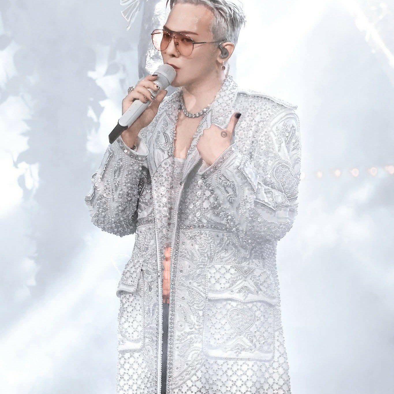 Recent activity shot of BIGBANG