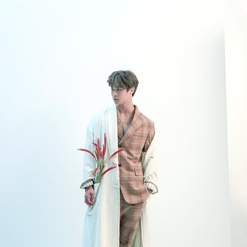 Behind-the-scenes cut of Moonbin (ASTRO)