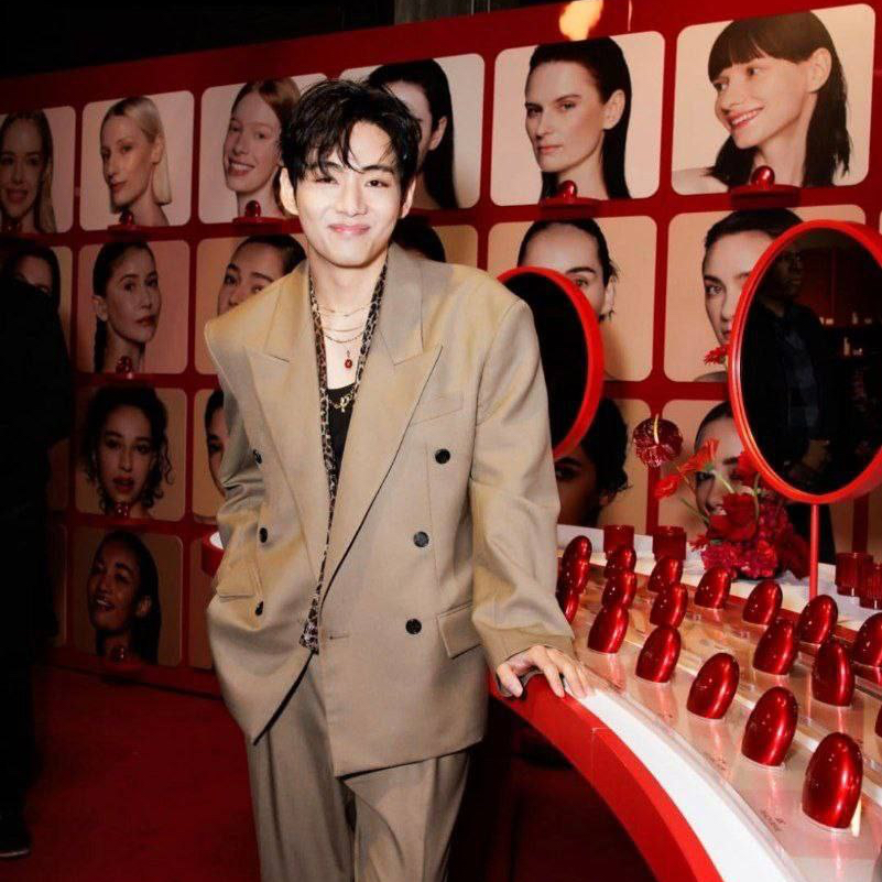 뷔 (방탄소년단) 팬이 찍은 순간