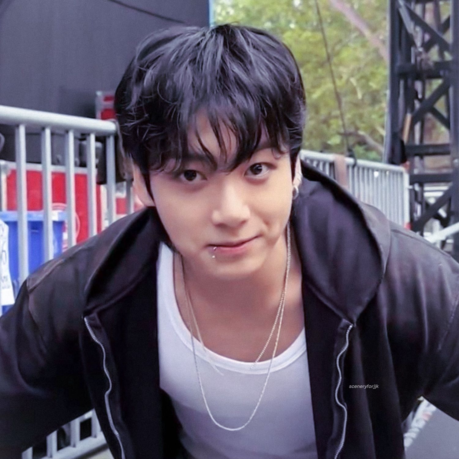 Momen yang diabadikan oleh penggemar Jungkook (BTS)