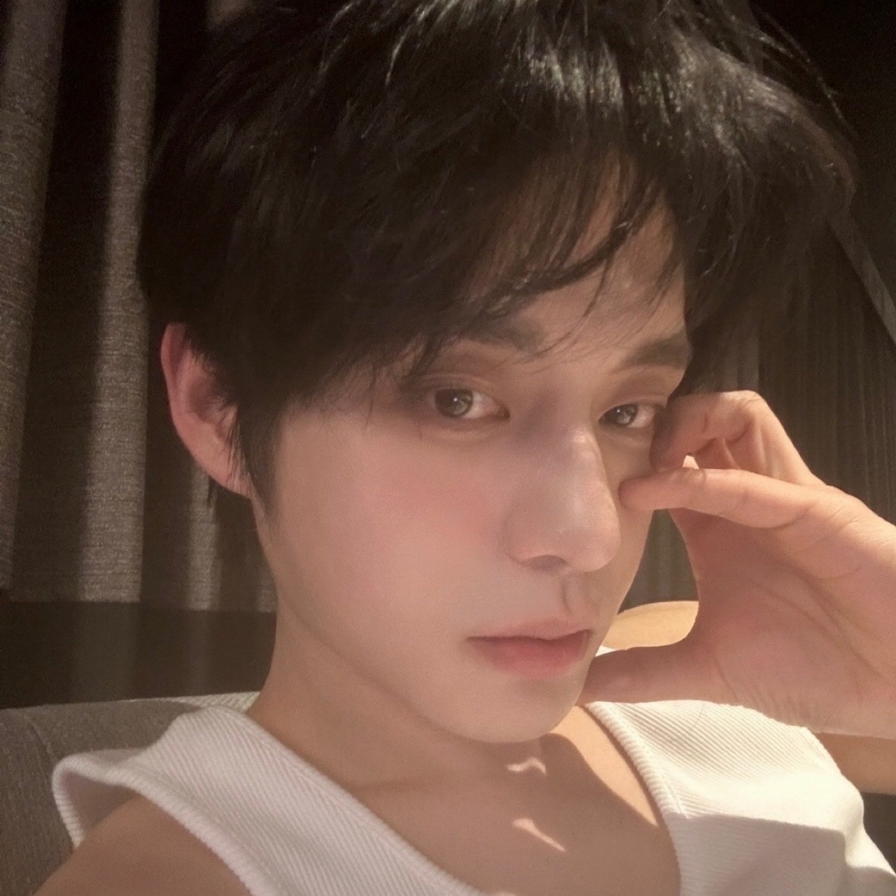 Recent activity shot of Kim Jiwoong (ZEROBASEONE)