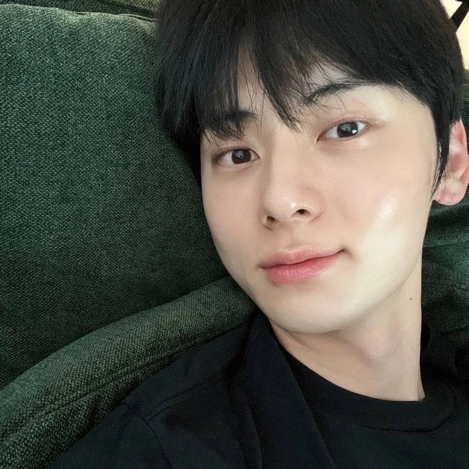 황민현의 최신 사진