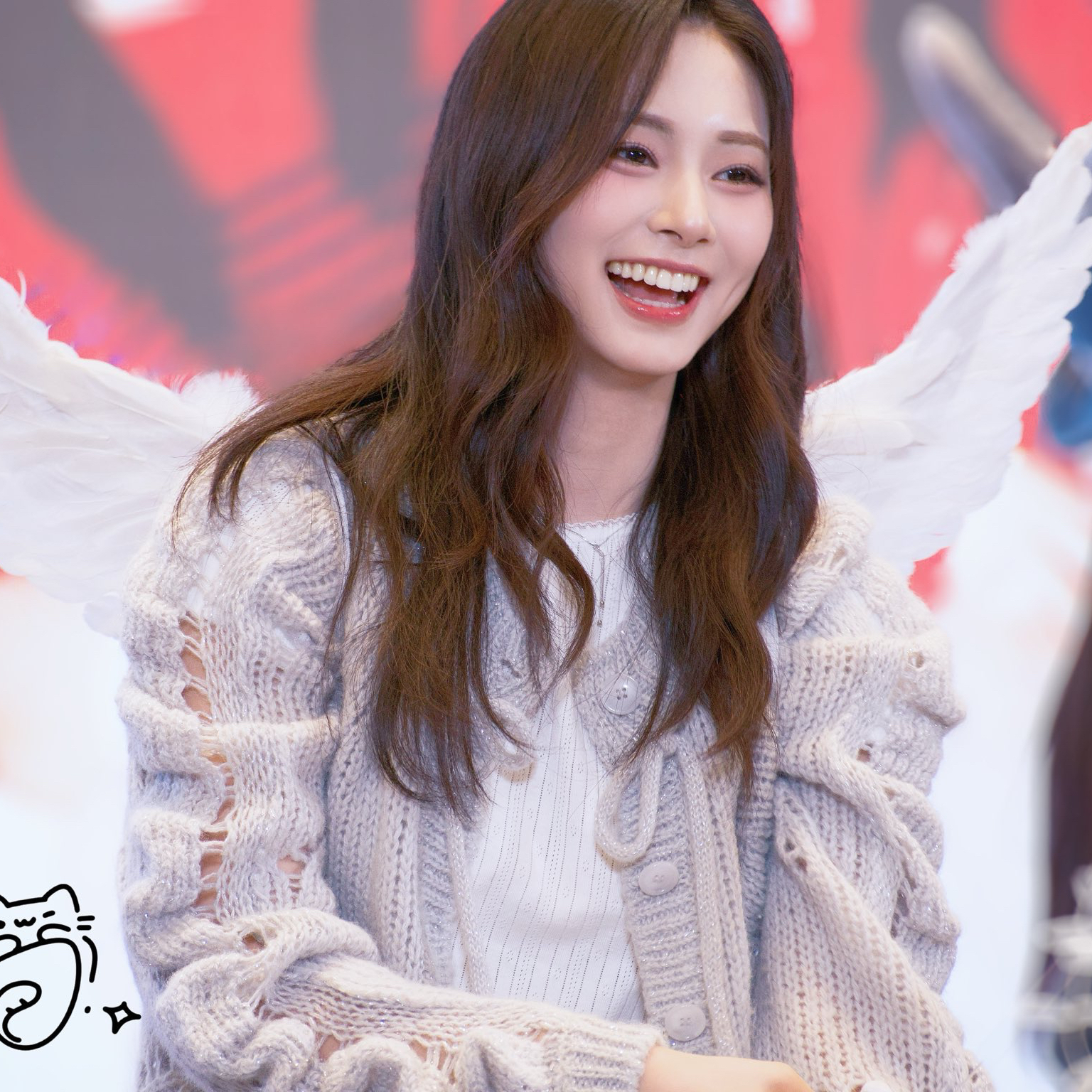 A moment captured by Tzuyu (TWICE)'s fan