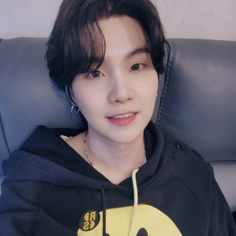 Latest photo of SUGA (BTS)