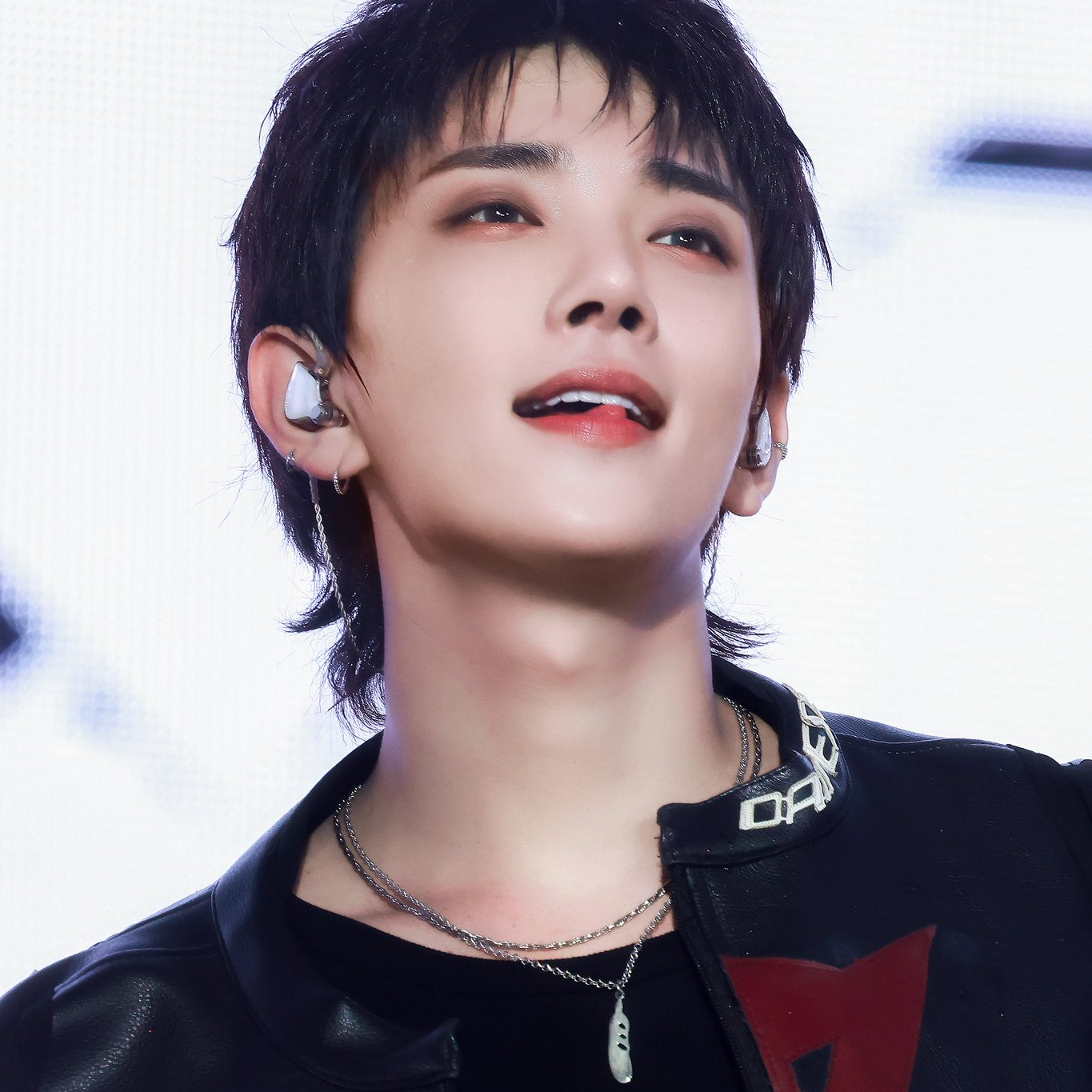 Recent activity shot of Joshua (SEVENTEEN)
