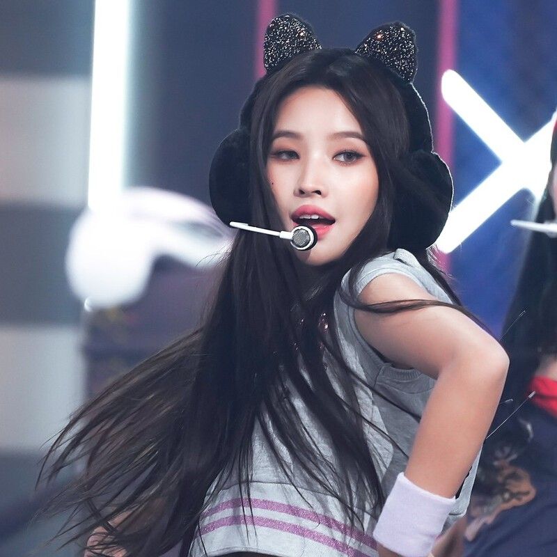Latest photo of Soyeon (i-dle)