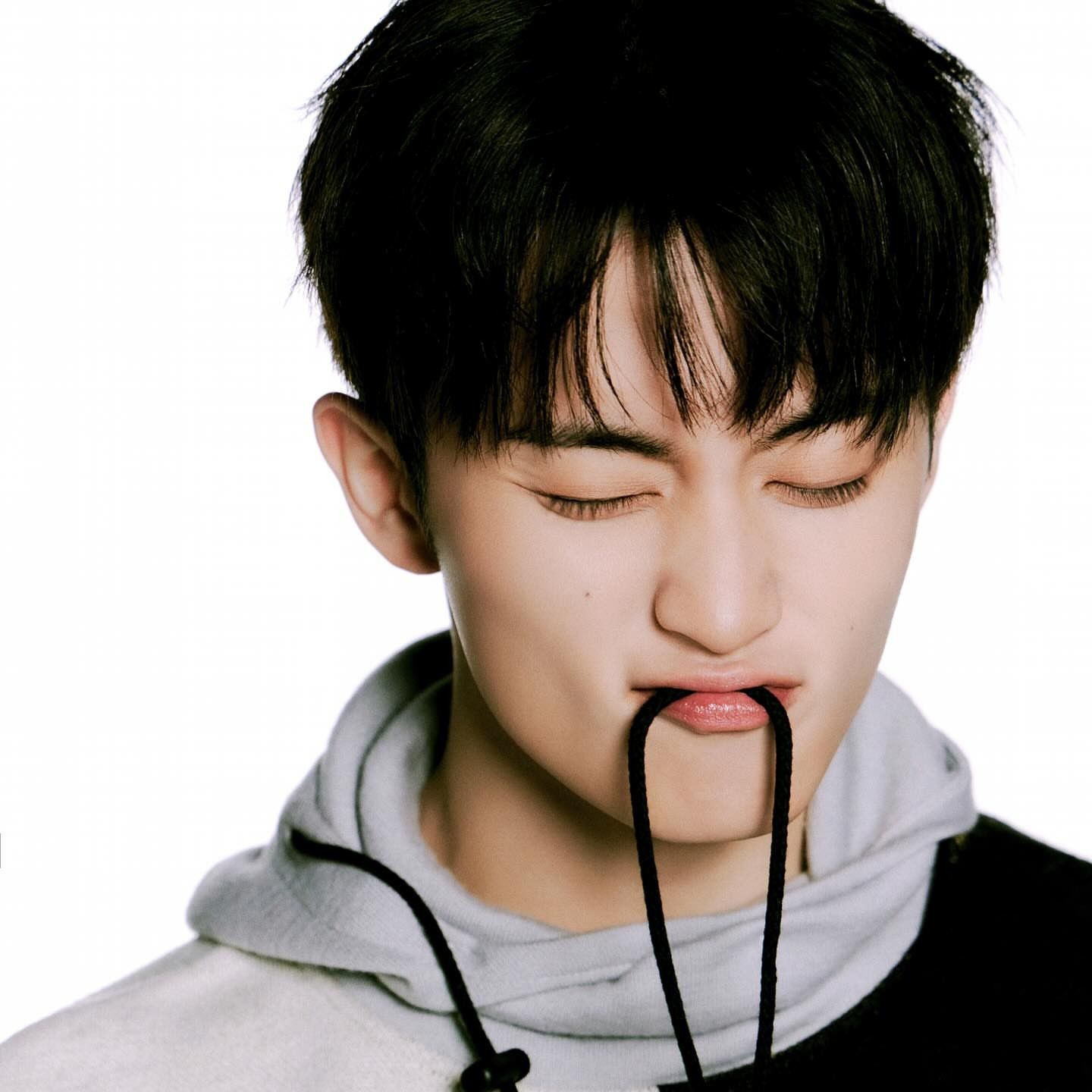 Latest photo of Mark (NCT 127, NCT DREAM)