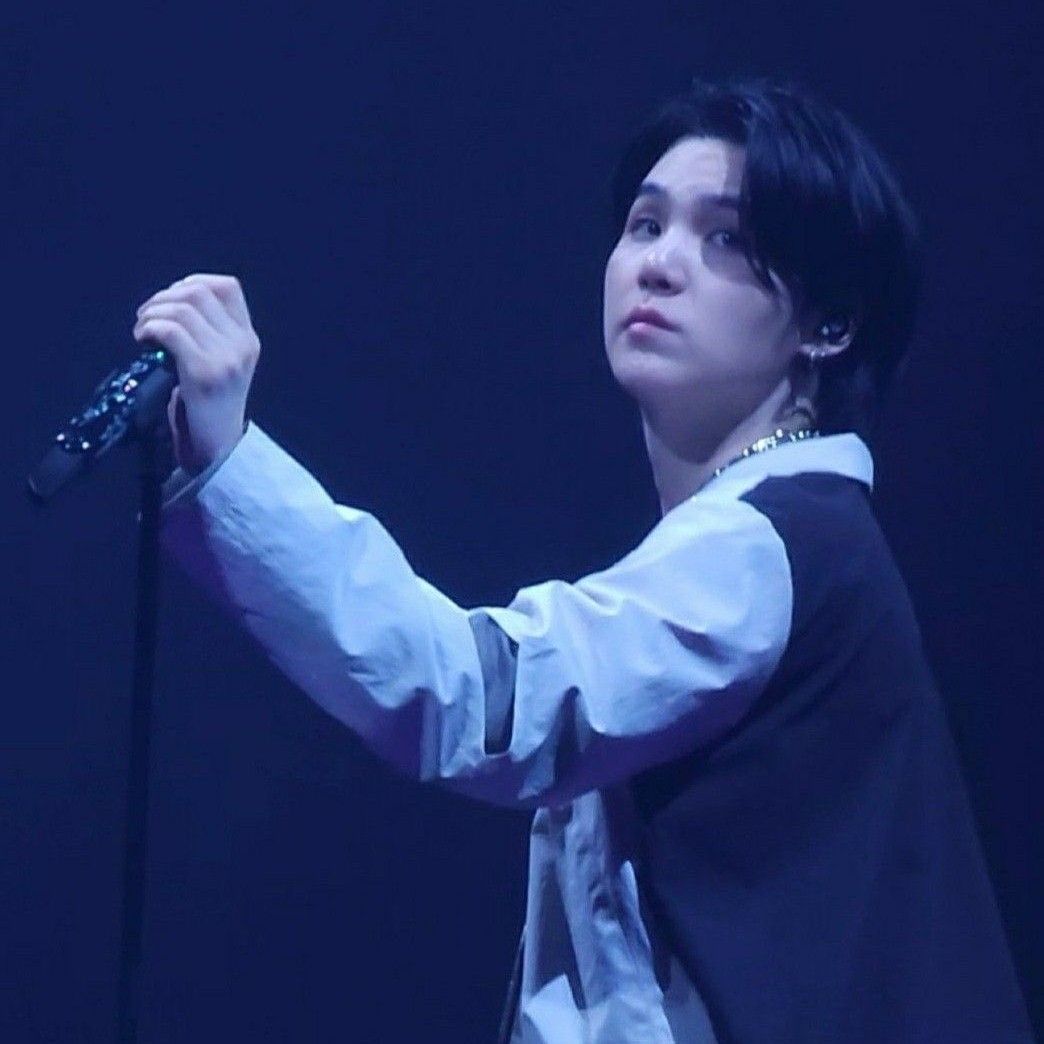 Behind-the-scenes cut of SUGA (BTS)