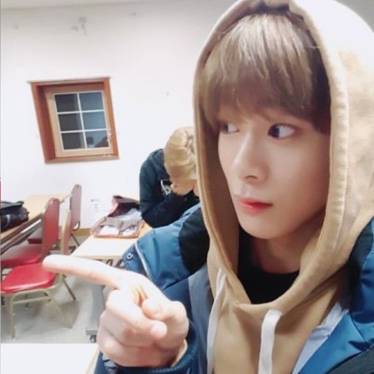 Latest photo of Moonbin (ASTRO)