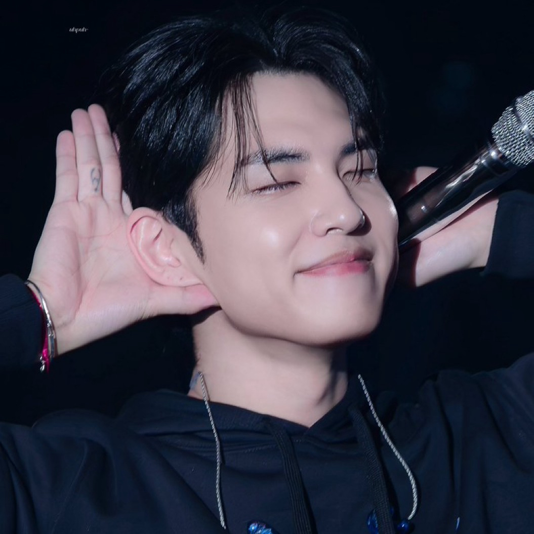 元弼 (DAY6)粉丝拍下的瞬间