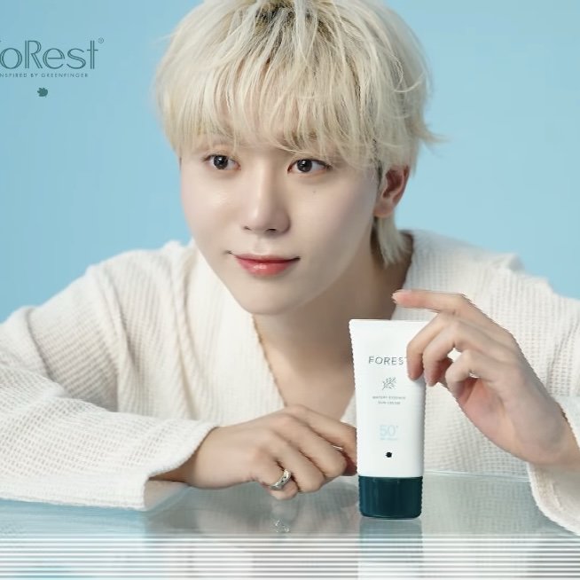 Recent activity shot of Seungkwan (SEVENTEEN)