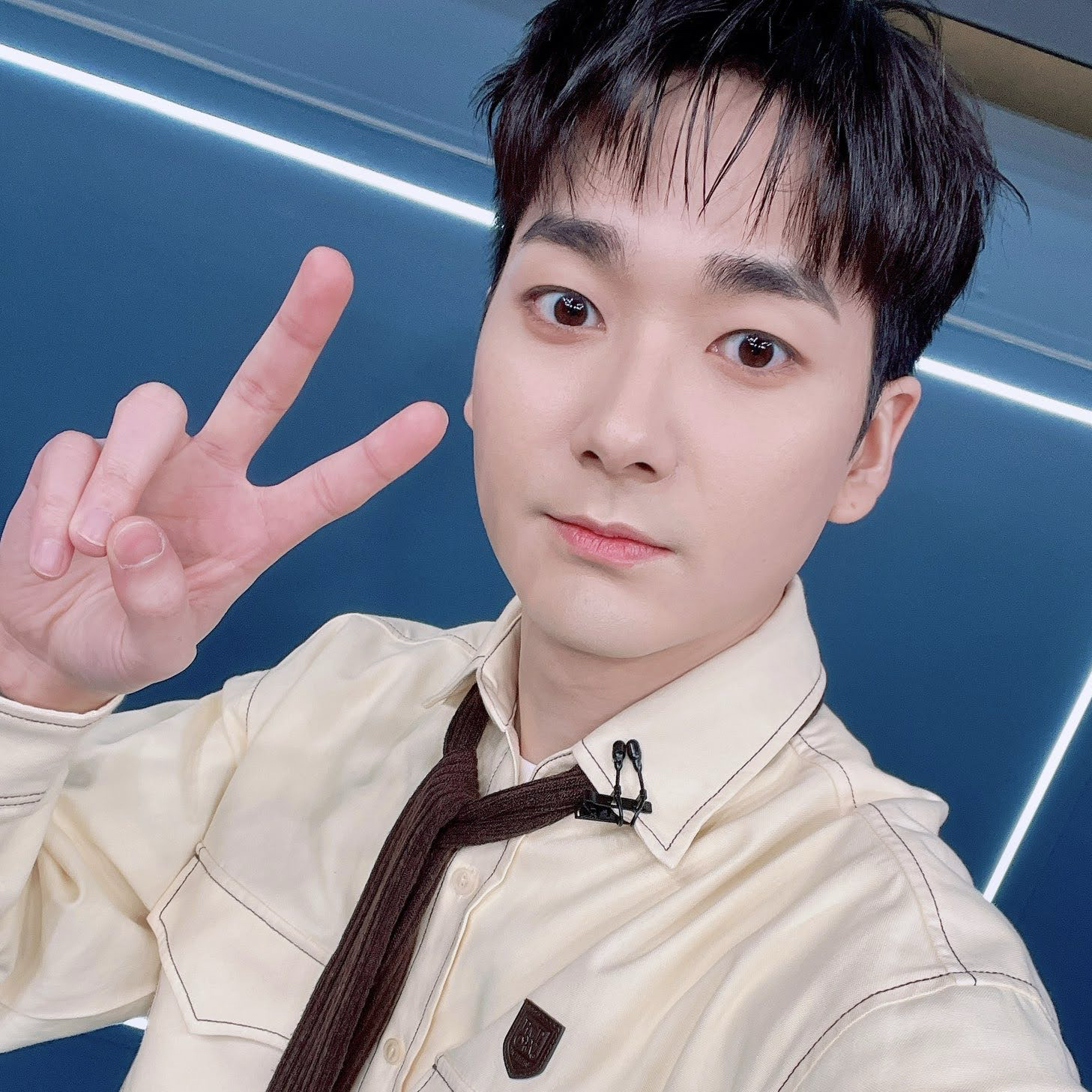 Latest photo of Aron