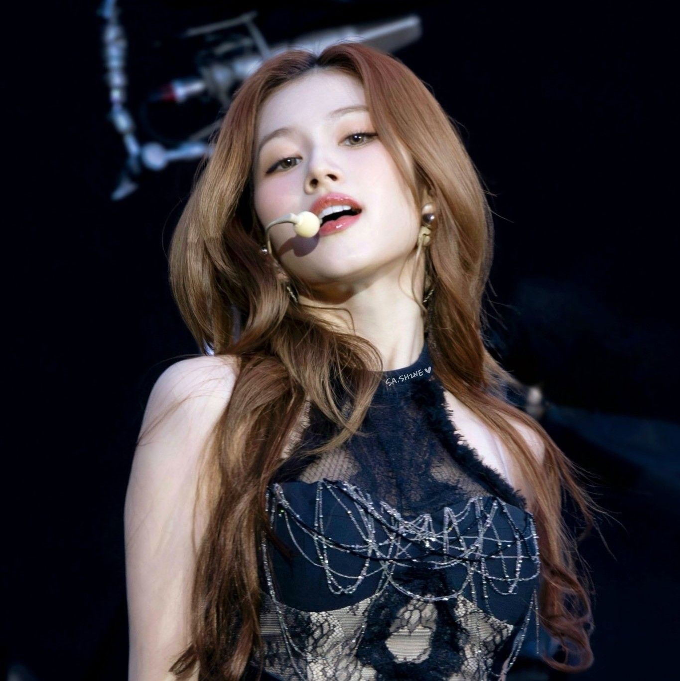 Latest photo of Sana (TWICE)