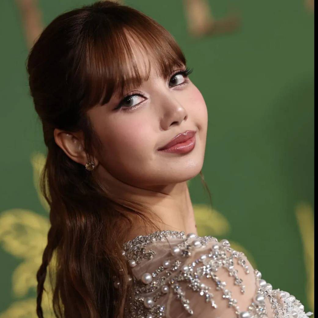 Latest photo of Lisa (BLACKPINK)