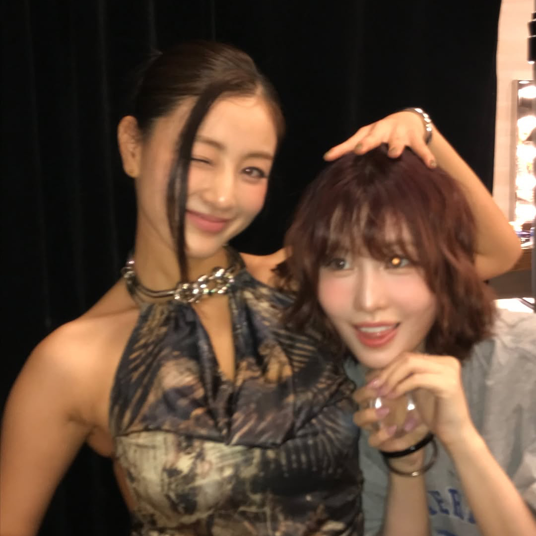 지효 (TWICE) 최근 활동샷