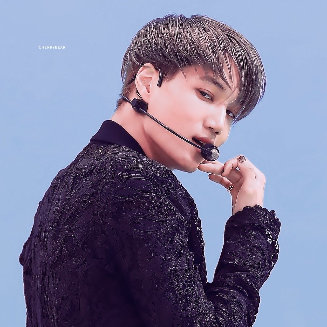 Momen yang diabadikan oleh penggemar Kai (EXO)