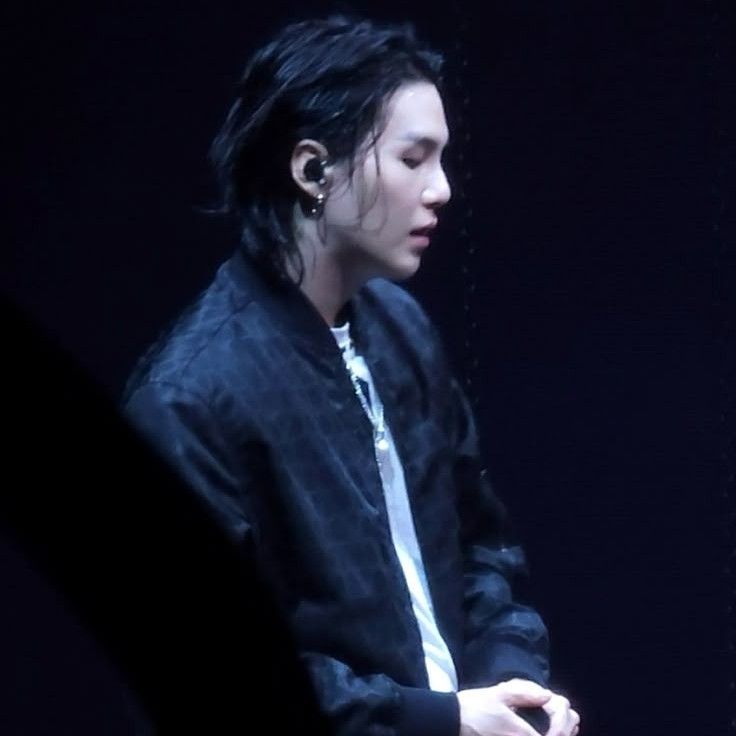 슈가 (방탄소년단) 최근 활동샷