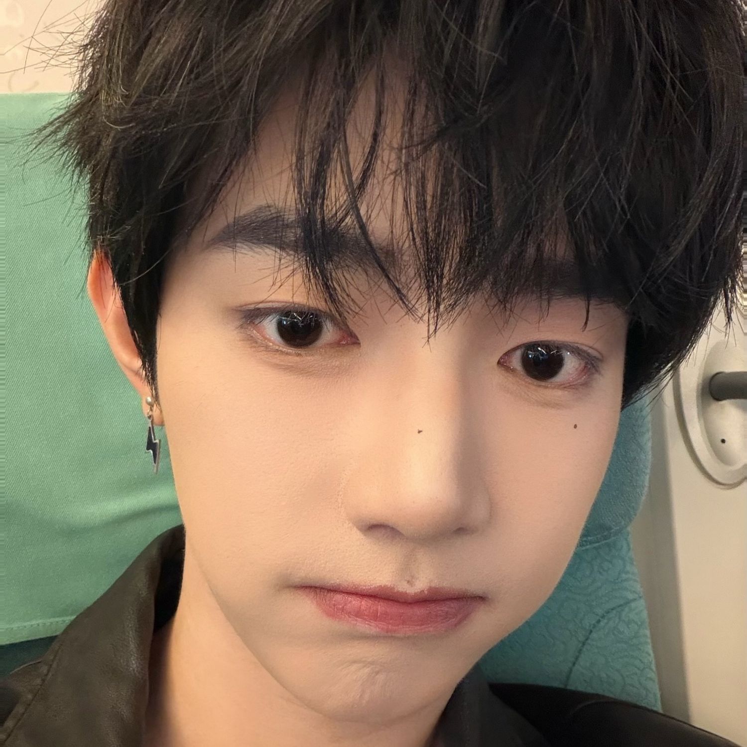 Behind-the-scenes cut of Zhang Hao (ZEROBASEONE)