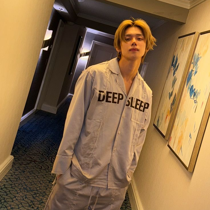 然竣 (TOMORROW X TOGETHER)的最新照片