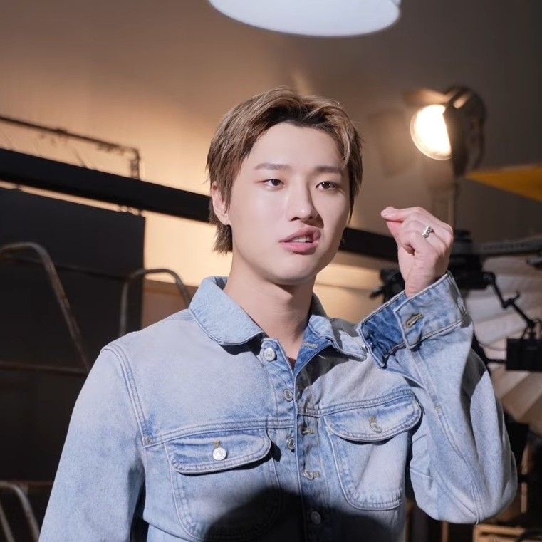 A moment captured by WOODZ's fan